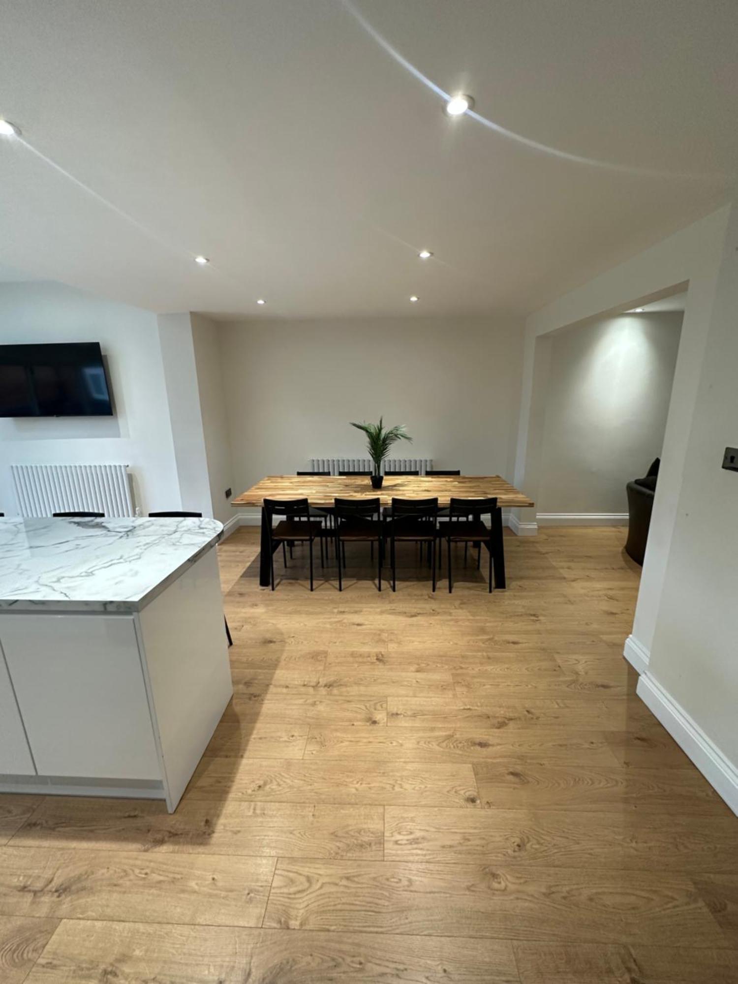 5 Bedroom House In Orpington Exterior foto